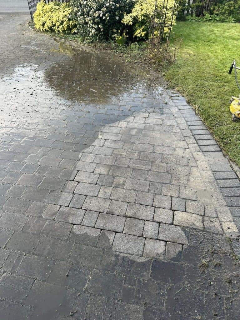 paving and patio cleans gloucestershire and the cotswolds