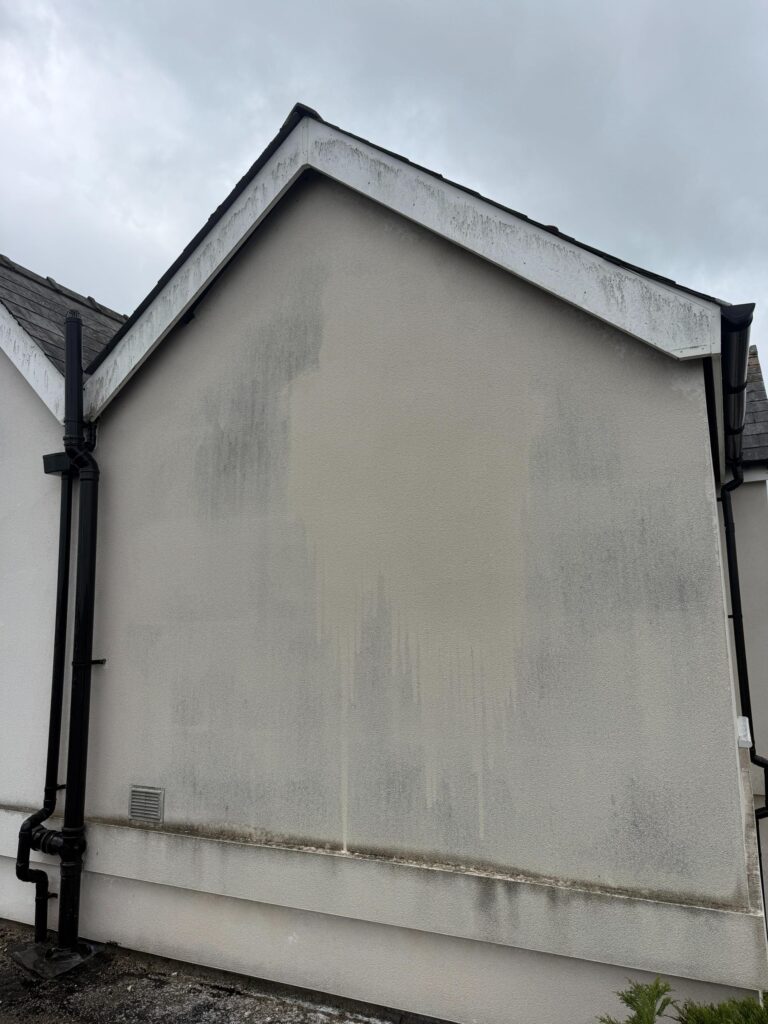 exterior render cleaning gloucester