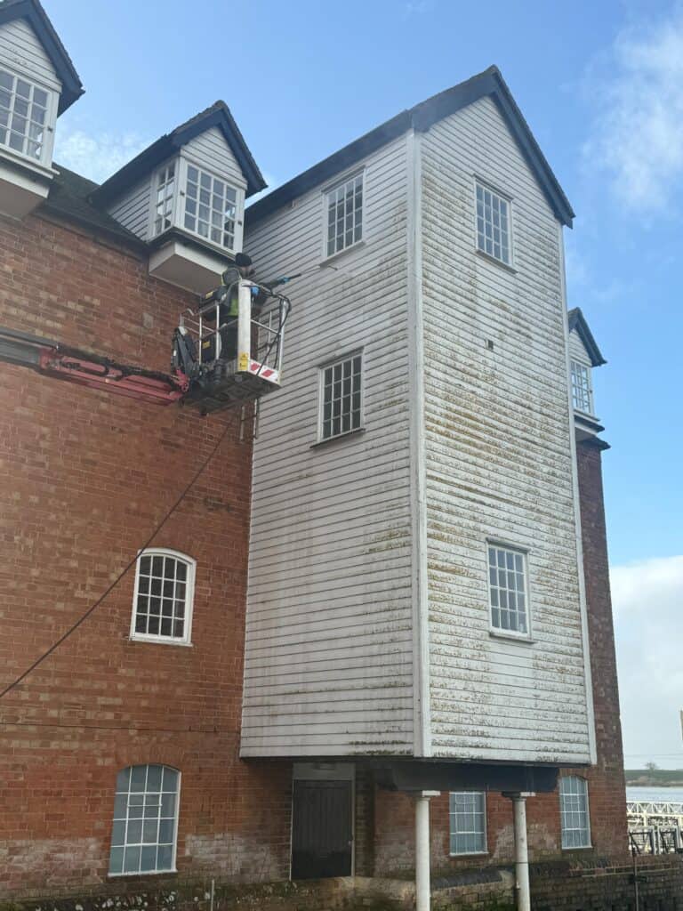 professional render cleaning company