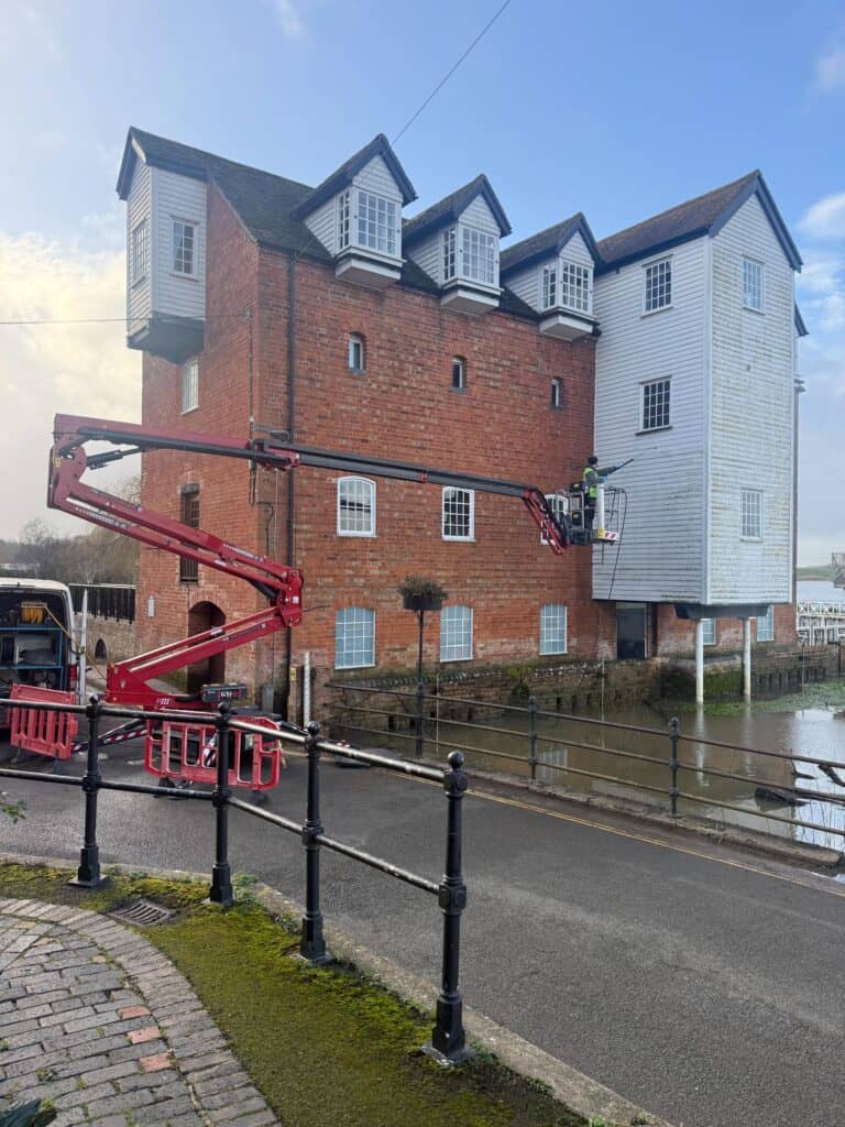 professional render cleaning company