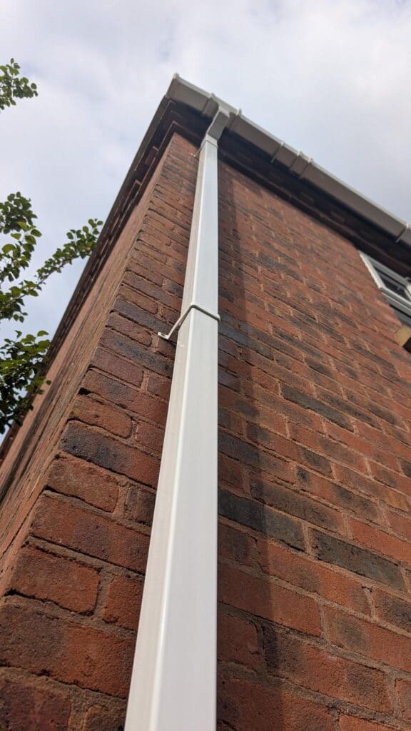 gutter cleaning after pic